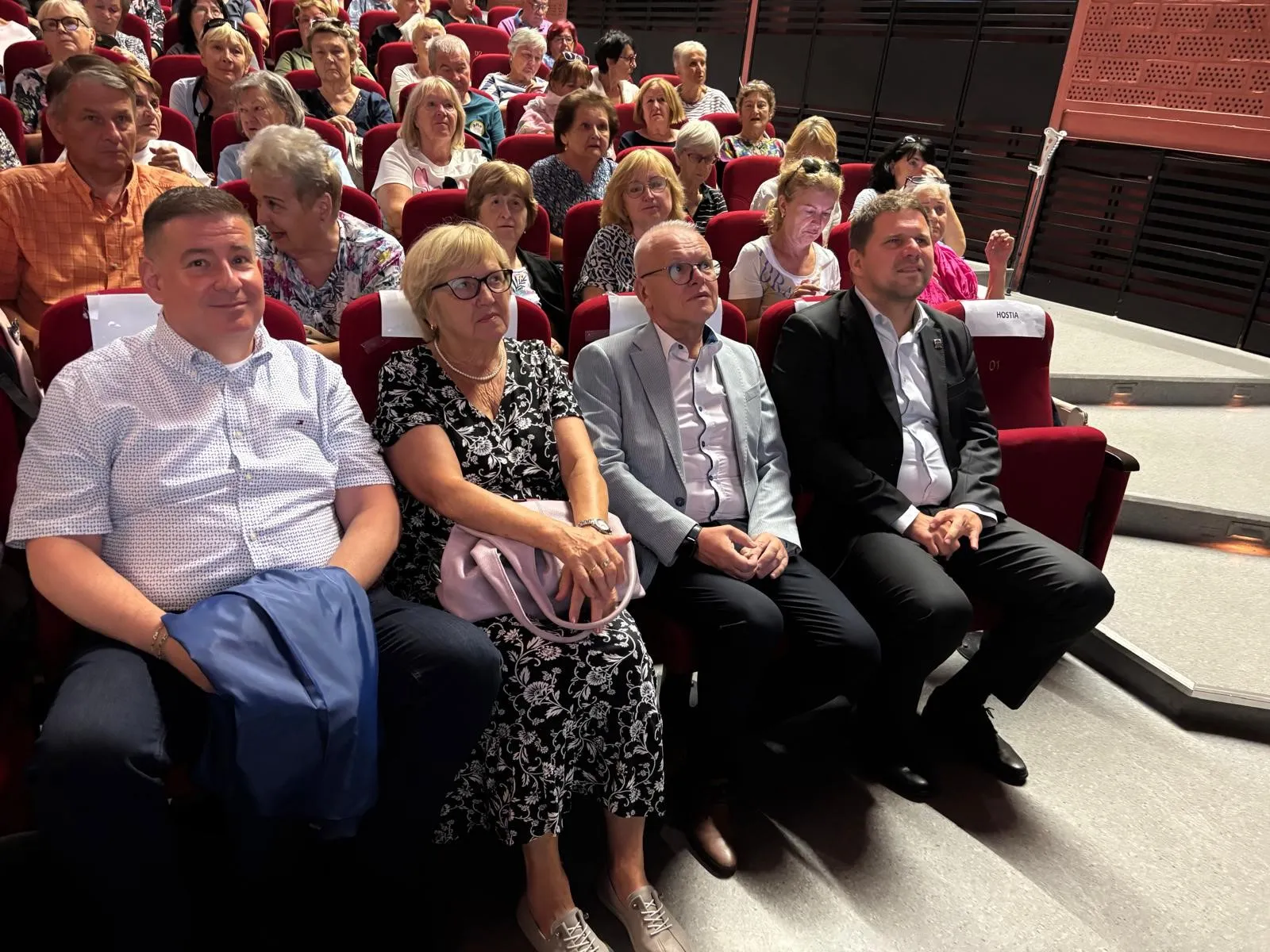 8. ročník Petržalskej letnej univerzity seniorov otvorili rektor EUBA a starosta MČ Bratislava-Petržalka